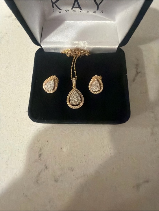 Kay Jewelers Jewelry - Kay Jewelers Gold and Clear Teardrop Pendant with Matching Earrings